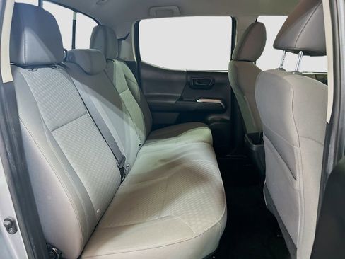 Used 2022 Toyota Tacoma SR5 RWD image 22