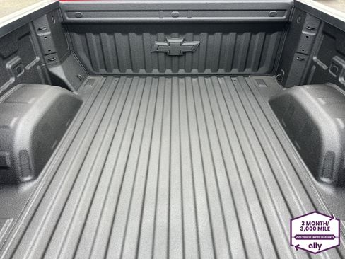 Used 2026 Chevrolet Silverado 1500 ZR2 image 5