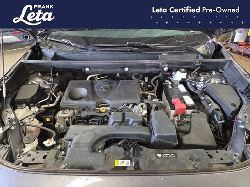 Used 2022 Toyota RAV4 XLE Premium AWD/4WD image 25