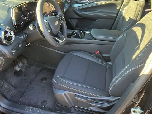 New 2026 Chevrolet Blazer EV LT image 12