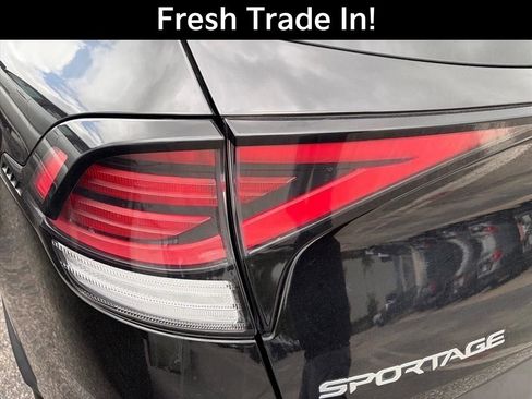Certified 2023 Kia Sportage X-Pro Prestige AWD/4WD image 11