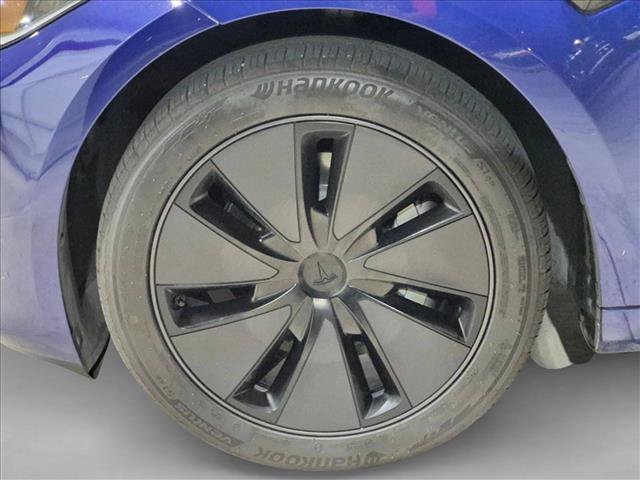 Used 2025 Tesla Model 3 Long Range RWD image 9