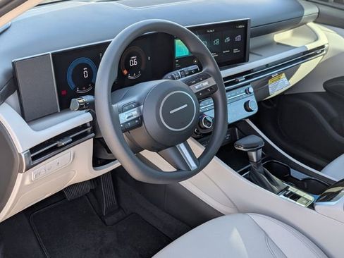 New 2026 Hyundai Tucson SEL image 14