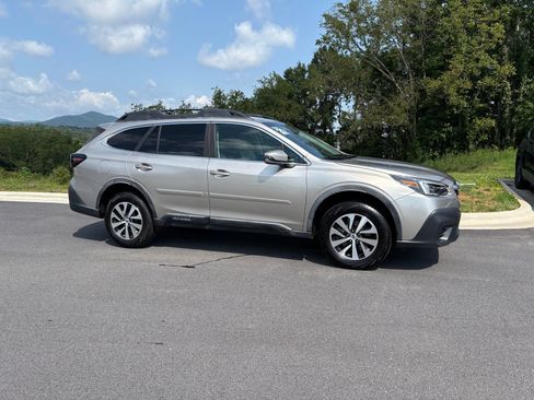 Used 2020 Subaru Outback Premium AWD/4WD image 7