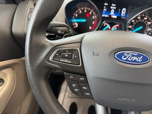 Used 2017 Ford Escape SE FWD image 24