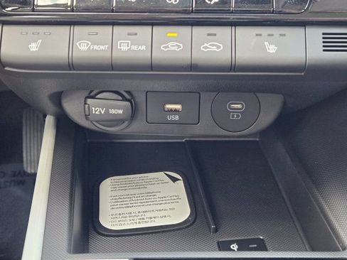 Certified 2026 Hyundai Elantra Limited FWD image 19