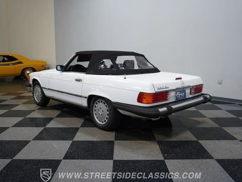 Used 1989 Mercedes-Benz 560 SL image 10