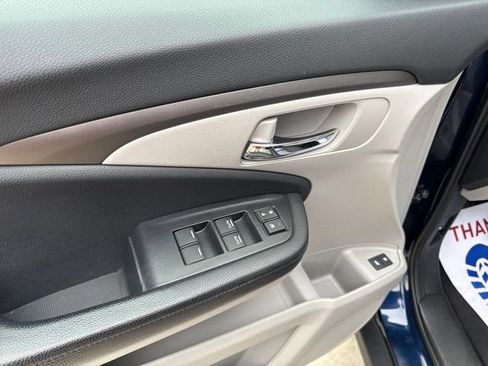 Used 2018 Honda Pilot EX-L image 12