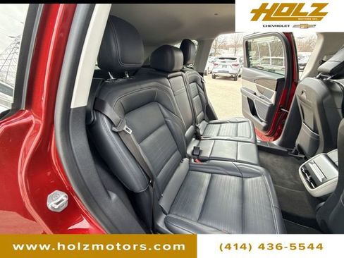 Used 2024 Lincoln Nautilus Reserve AWD/4WD image 25