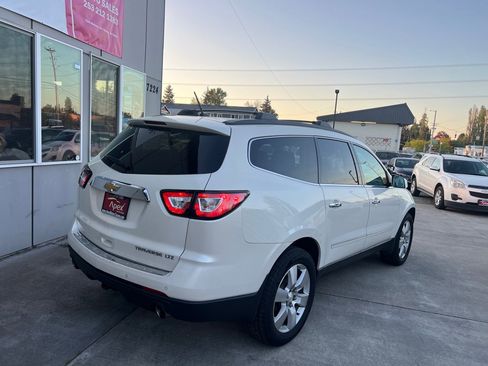 Used 2015 Chevrolet Traverse LTZ w/ LPO, 'HIT The Road' Package AWD/4WD image 8