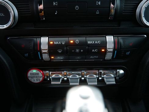 Used 2015 Ford Mustang Premium image 24