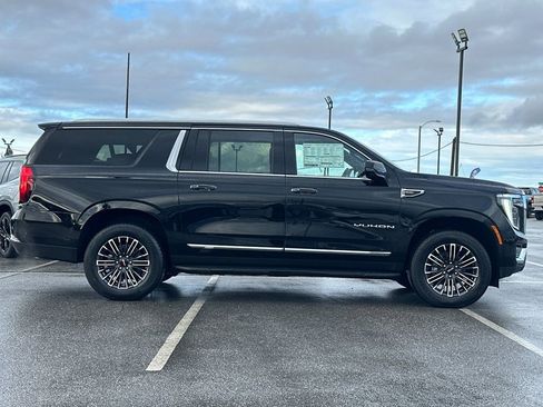 New 2026 GMC Yukon XL Elevation image 6