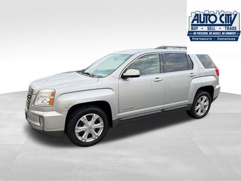 Used 2017 GMC Terrain SLE w/ Convenience Package FWD image 8