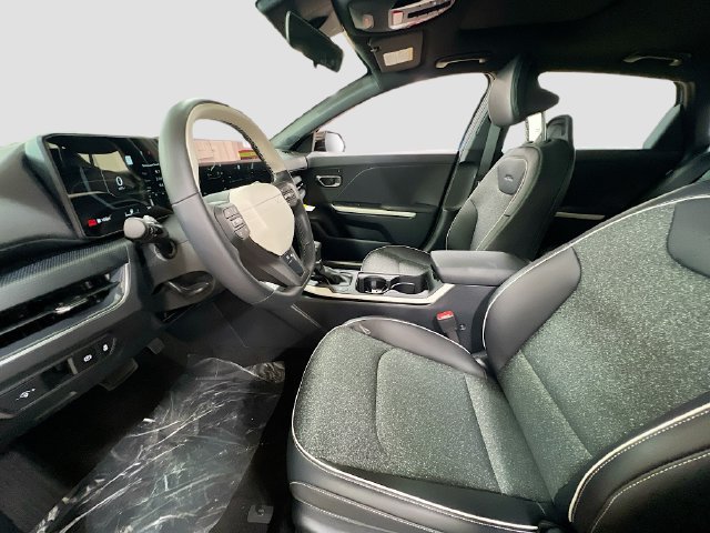 New 2025 Kia K4 EX w/ GT-Line Sunroof Package FWD image 21