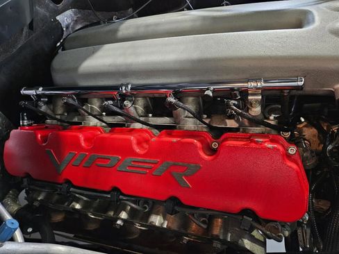 Used 2004 Dodge Ram 1500 Truck SRT10 image 15