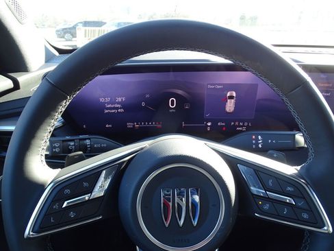 New 2025 Buick Enclave Preferred w/ LPO, Floor Liner Package image 38