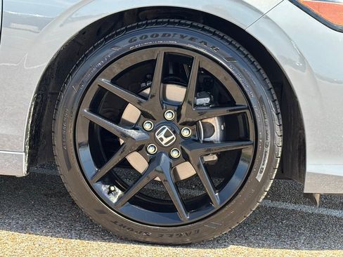 Used 2025 Honda Civic Sport image 7