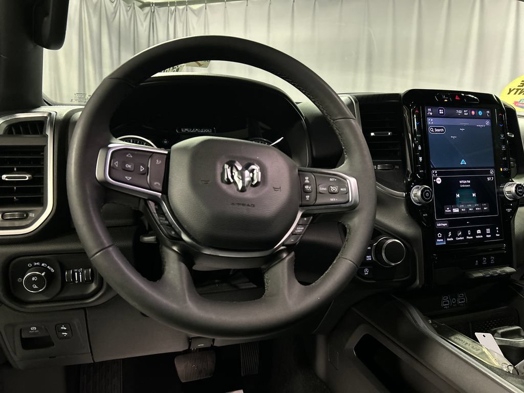 Used 2025 RAM 1500 Big Horn AWD/4WD image 15