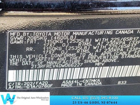 Used 2013 Toyota RAV4 XLE image 22