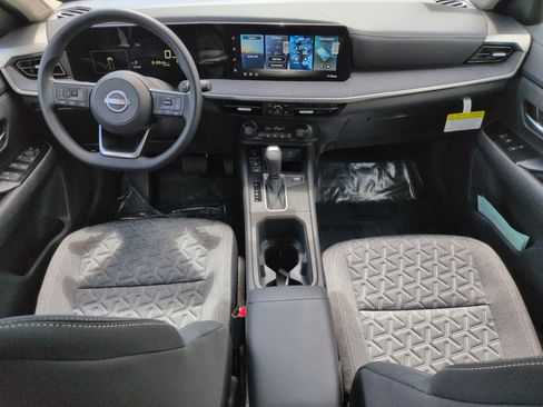 New 2026 Nissan Kicks SV FWD image 10