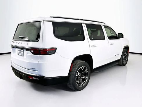 Used 2023 Jeep Wagoneer Series III w/ Preferred Equipment Group image 25