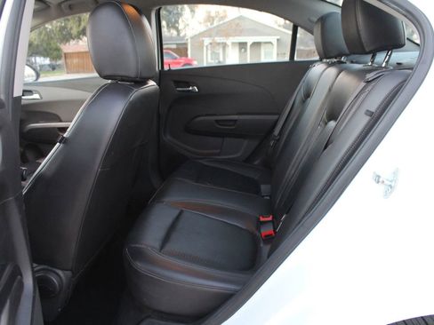 Used 2020 Chevrolet Sonic Premier image 13