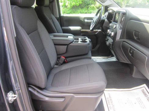 Used 2020 GMC Sierra 1500 SLE w/ SLE Value Package AWD/4WD image 7