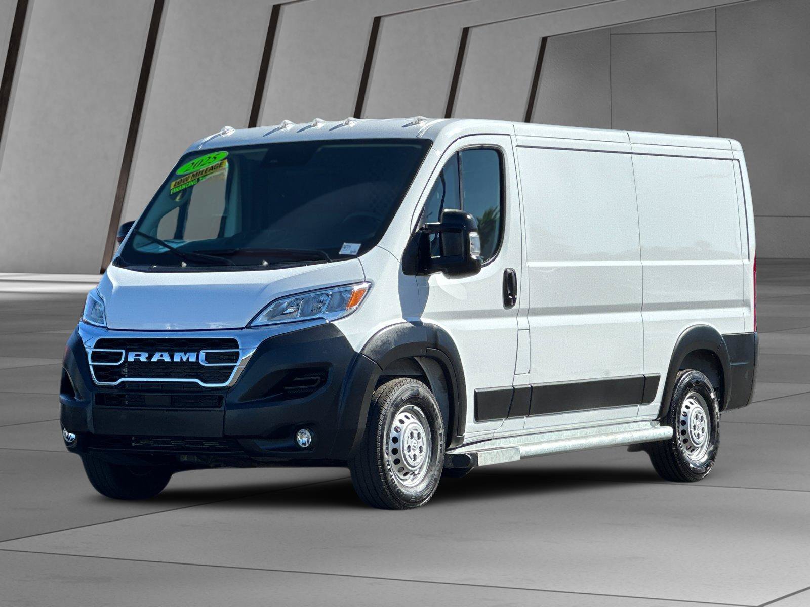 Used 2025 RAM ProMaster 2500 w/ U-Haul Equipment Group FWD image 8