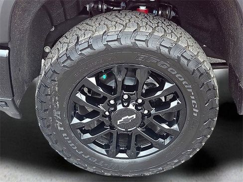 New 2026 Chevrolet Silverado 2500 LT w/ Trail Boss Package image 9