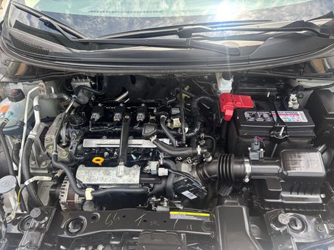 Used 2025 Nissan Versa SV FWD image 29