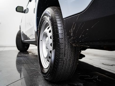 Used 2025 Ford Maverick XL image 43