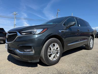Used 2020 Buick Enclave Essence w/ LPO, Floor Liner Package