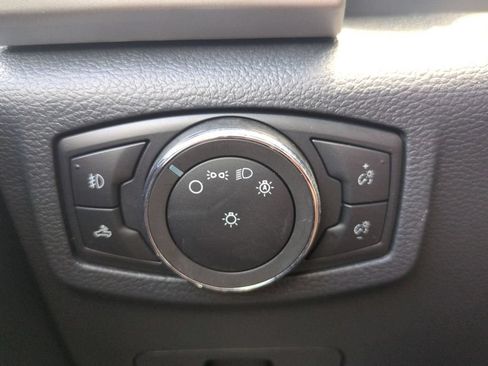 Used 2022 Ford F250 Lariat w/ Chrome Package AWD/4WD image 30
