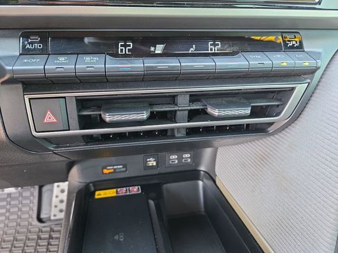 Certified 2025 Toyota Camry SE w/ Convenience Package FWD image 22