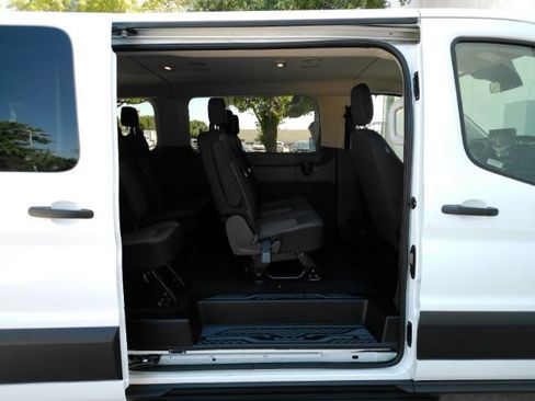Used 2025 Ford Transit 350 XLT RWD image 5