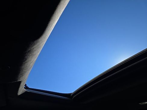 Used 2025 GMC Sierra 1500 Denali Ultimate image 49