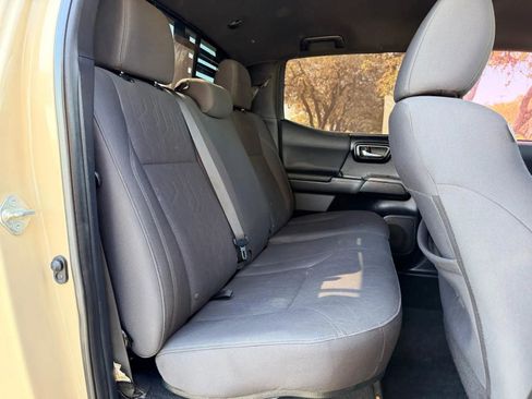 Used 2019 Toyota Tacoma TRD Sport w/ Technology Package image 36