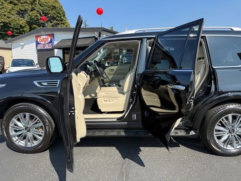 Used 2023 INFINITI QX80 Luxe w/ Cargo Package image 23