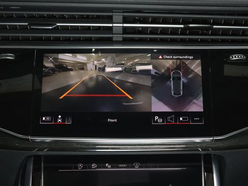 Used 2025 Audi Q8 Prestige AWD/4WD image 30