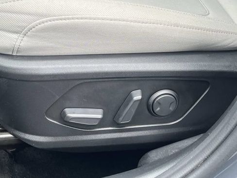 Certified 2025 Hyundai Tucson SEL AWD/4WD image 23