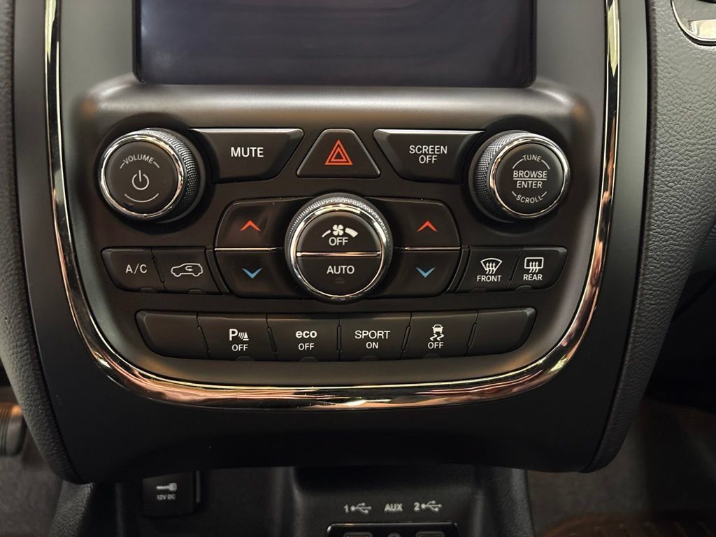 Used 2020 Dodge Durango R/T w/ Blacktop Package AWD/4WD image 19