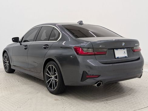 Used 2019 BMW 330i xDrive 330i xDrive w/ Convenience Package image 3