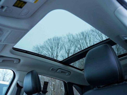 Used 2022 Ford Escape Titanium w/ Titanium Elite Package image 35