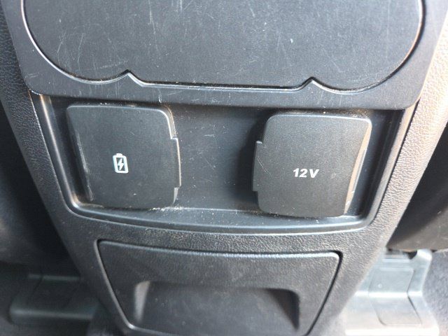 Used 2024 Ford Explorer XLT w/ Equipment Group 202A RWD image 23