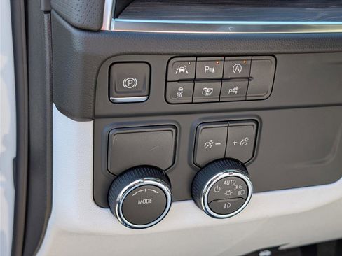 New 2026 Chevrolet Tahoe Premier RWD image 21