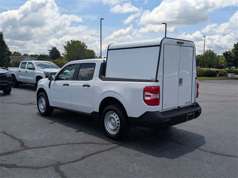 Used 2023 Ford Maverick XL image 5