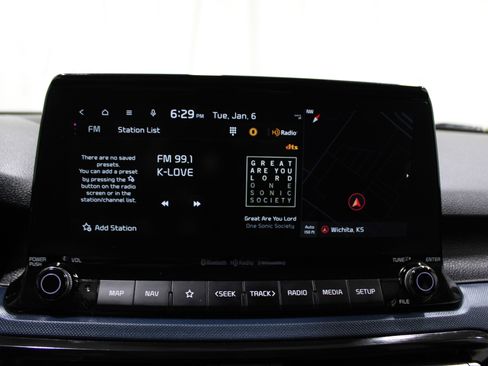 Used 2023 Kia Seltos S w/ Navigation Package image 13