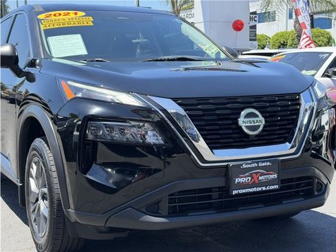 Used 2021 Nissan Rogue S FWD image 45