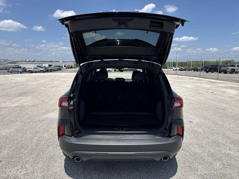 Used 2025 Ford Escape ST-Line FWD image 20