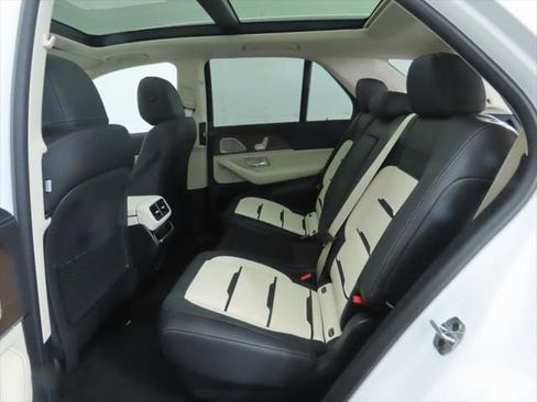 New 2026 Mercedes-Benz GLE 53 AMG 4MATIC image 23